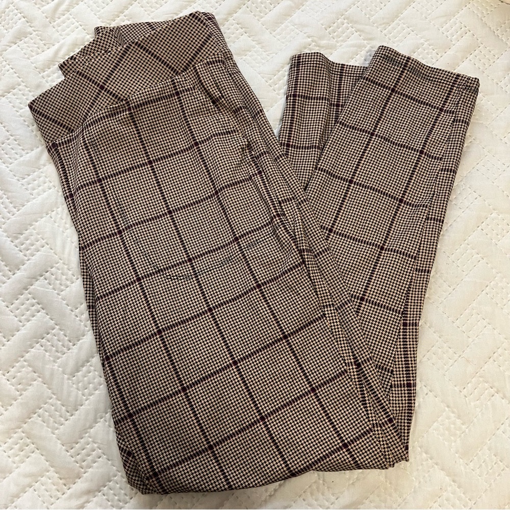 Torrid plaid pocket leggings size 2